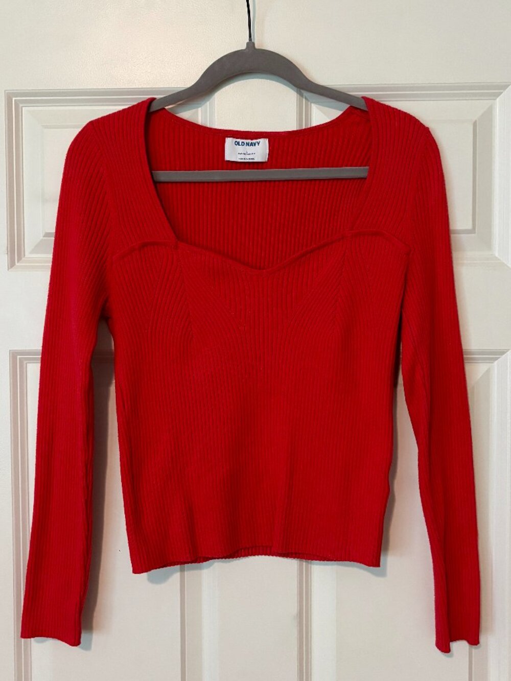 Old Navy Fitted Rib-Knit Sweater Cherry Tomato Red Sweetheart Neck • Size L - Picture 2 of 5